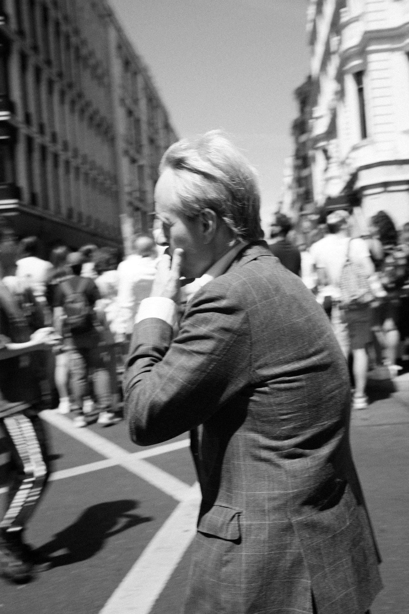 La Foule — street photography by Emre Goksu, London